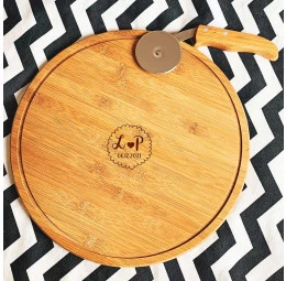 Conjunto com tábua e cortador para pizza - Fluffy