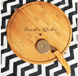 Conjunto com tábua e cortador para pizza 30 cm - Manuscrito