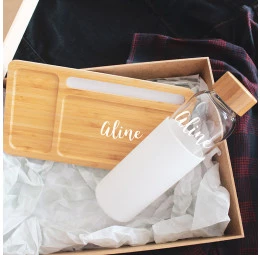 Kit com Organizador de Mesa em Bambu e Garrafa Fresh