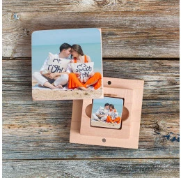 Pen Drive em Madeira Personalizado com Foto - Casal